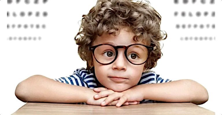 Jongen met bril ZONN opticiens